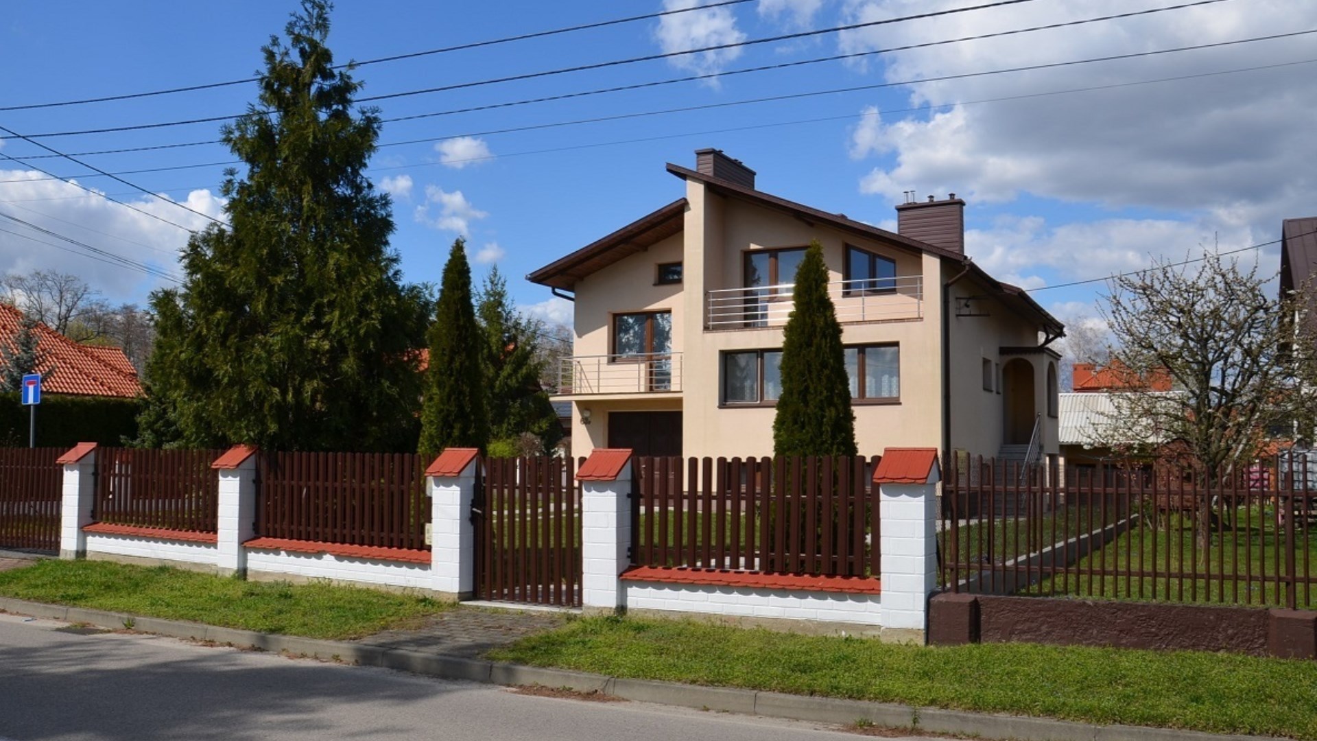 Dom  na sprzedaż Dąbrowa Tarnowska, 8 pokoi, 280.00m², oferta LOK-DS-1804